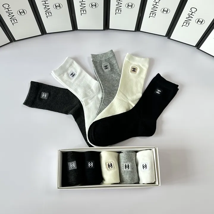 スーパーコピー シャネル 靴下