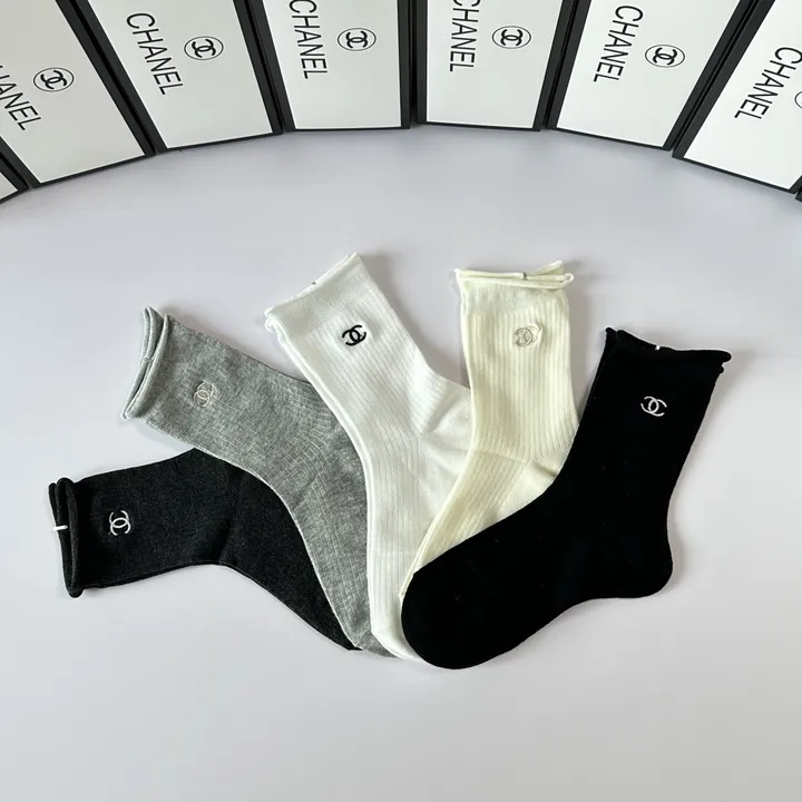 スーパーコピー シャネル 靴下