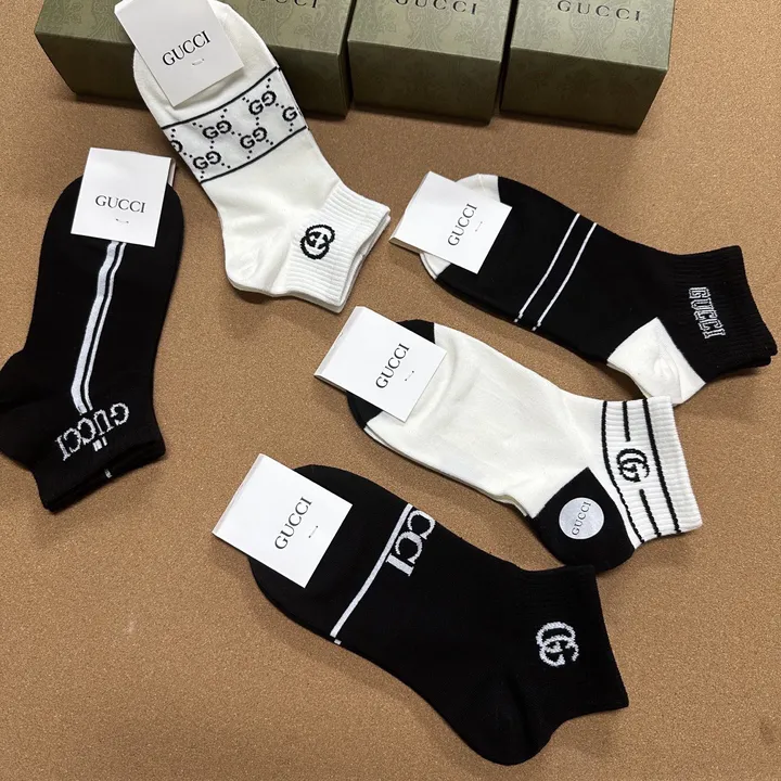 スーパーコピー グッチ 靴下