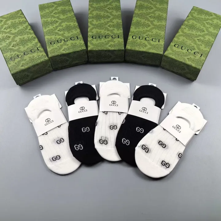 スーパーコピー グッチ 靴下
