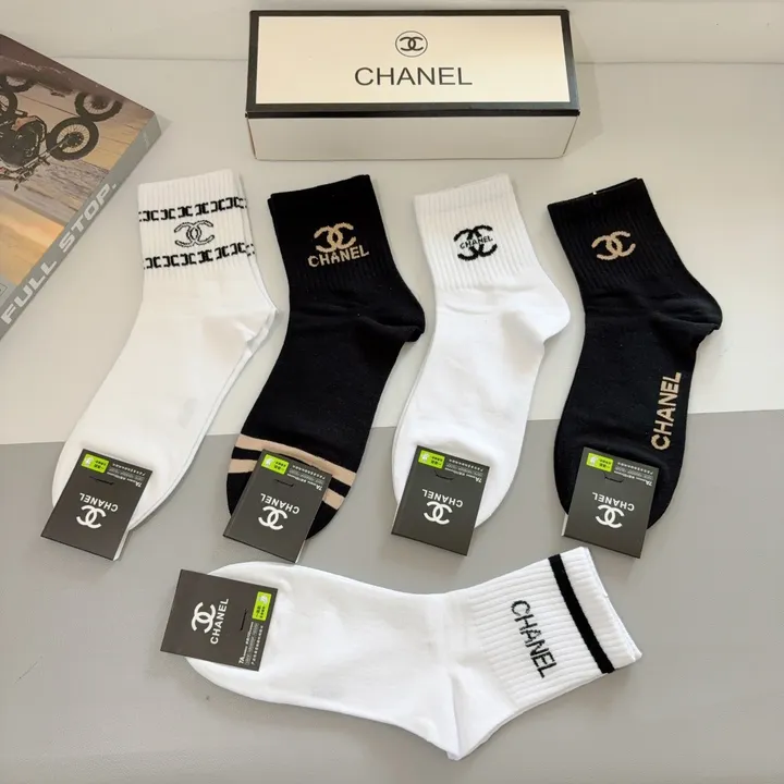 スーパーコピー シャネル 靴下
