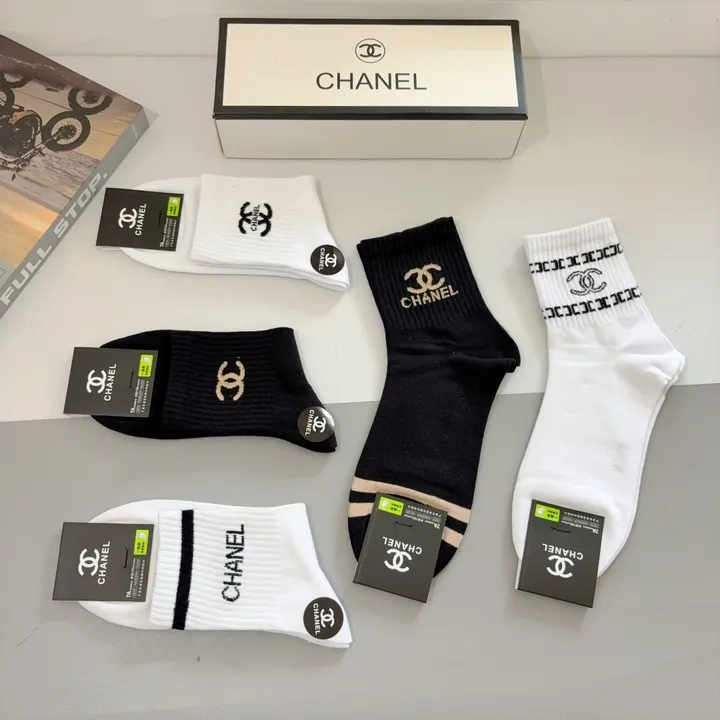 スーパーコピー シャネル 靴下