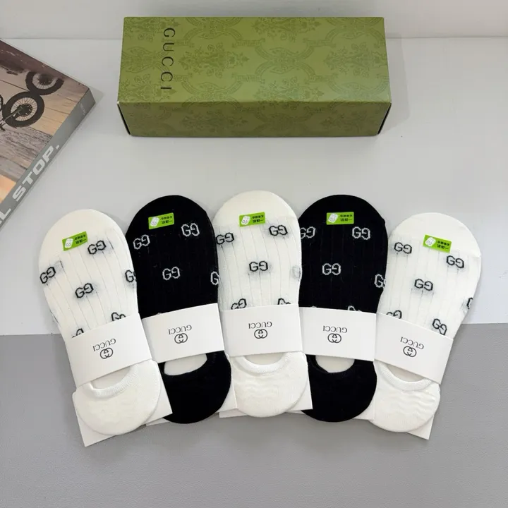 スーパーコピー グッチ 靴下