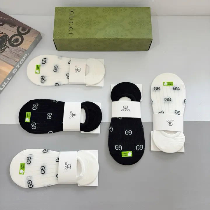 スーパーコピー グッチ 靴下