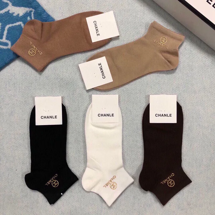 スーパーコピー シャネル 靴下
