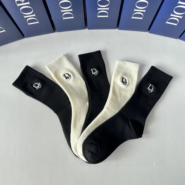 スーパーコピー ディオール 靴下
