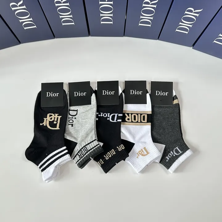 スーパーコピー ディオール 靴下