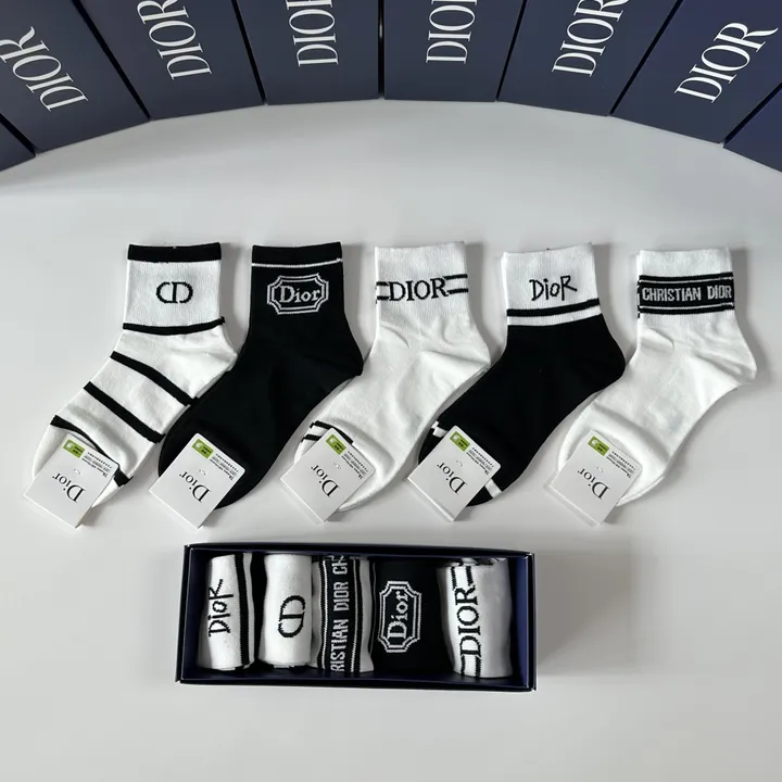 スーパーコピー ディオール 靴下