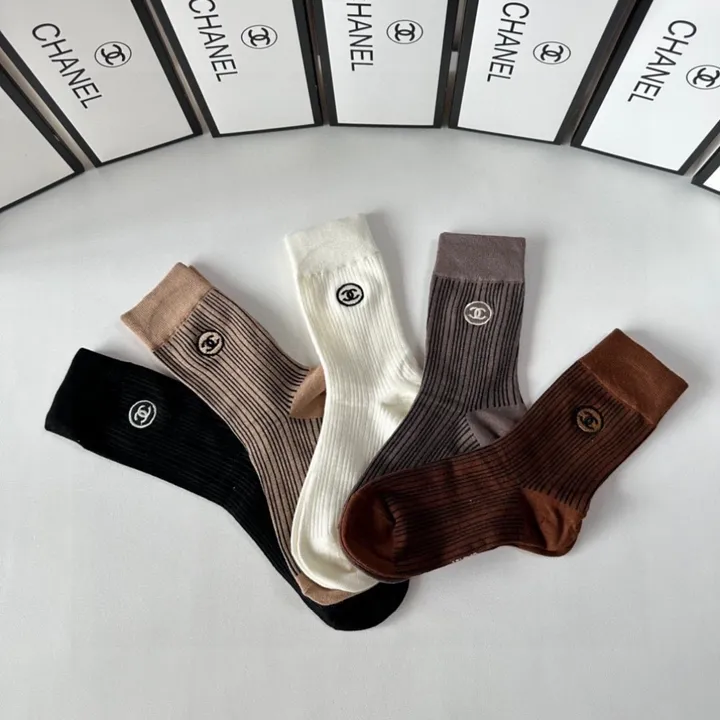 スーパーコピー シャネル 靴下