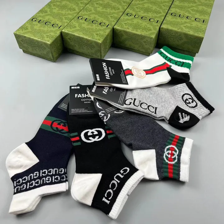 スーパーコピー グッチ 靴下