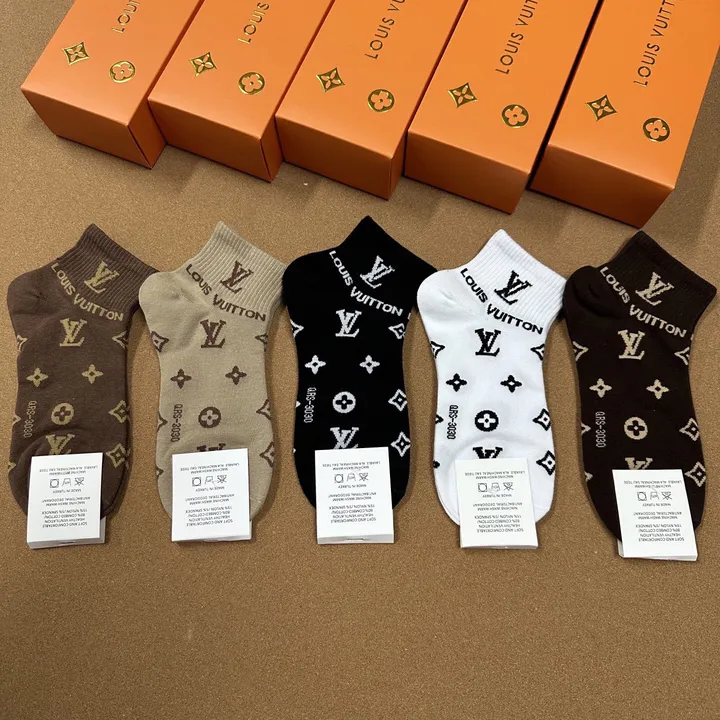 スーパーコピー ルイヴィトン 靴下