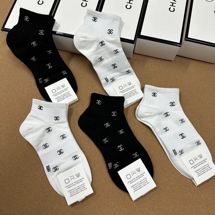 スーパーコピー シャネル 靴下