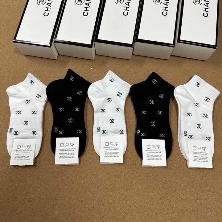 スーパーコピー シャネル 靴下