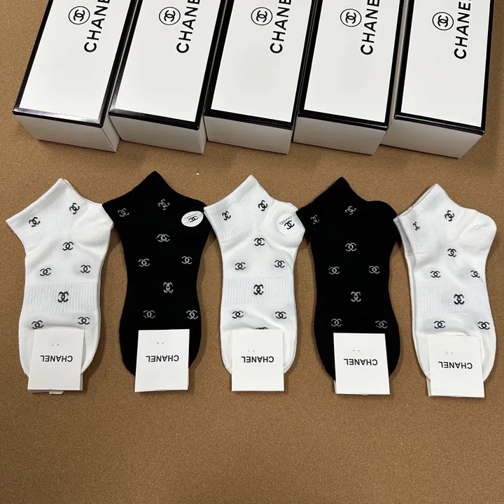 スーパーコピー シャネル 靴下