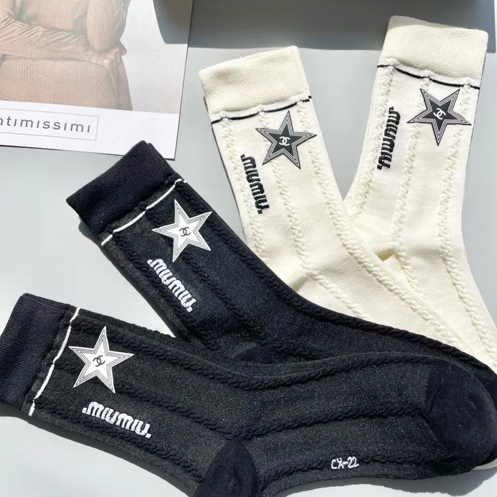 スーパーコピー シャネル 靴下