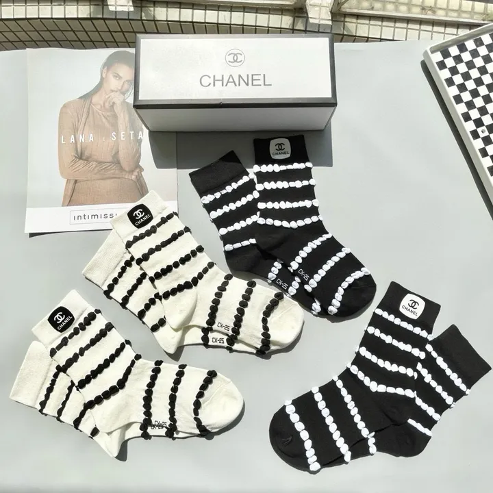 スーパーコピー シャネル 靴下