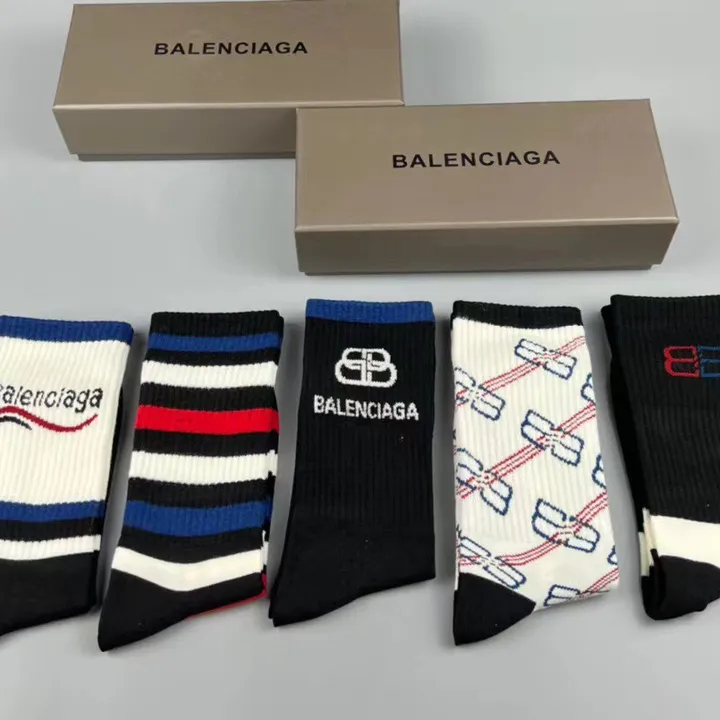 スーパーコピー バレンシアガ 靴下