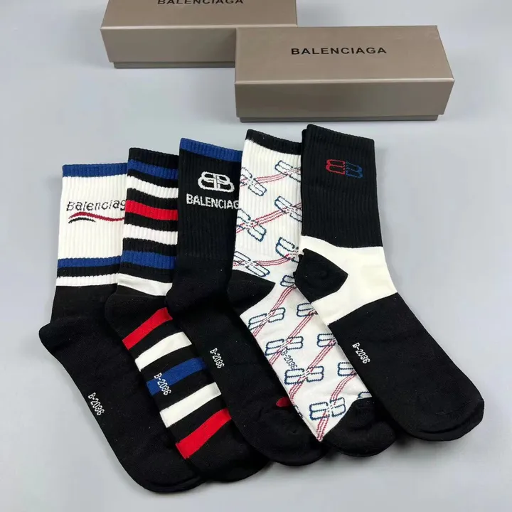 スーパーコピー バレンシアガ 靴下