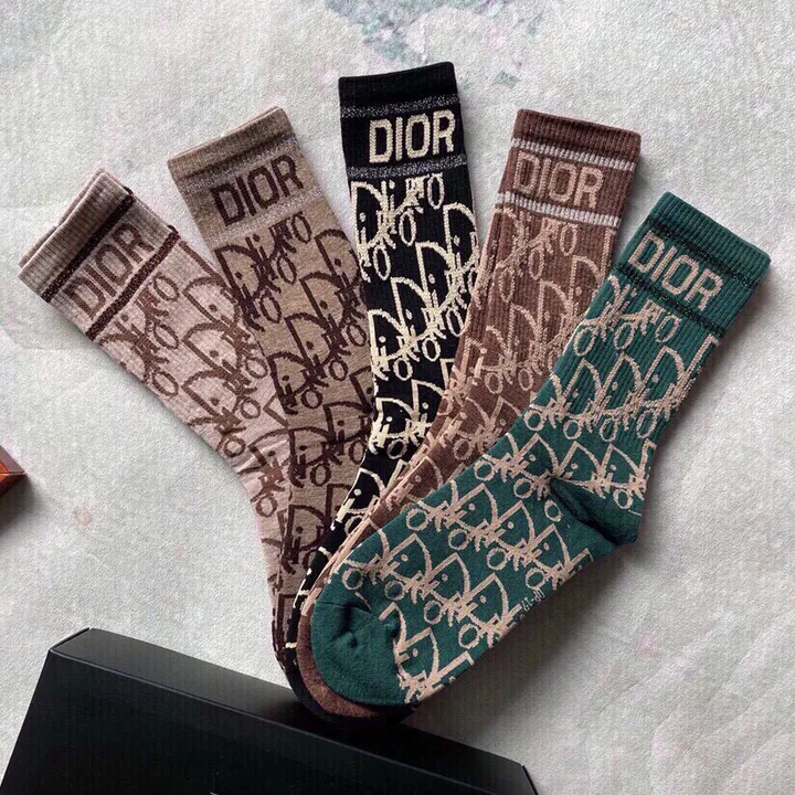 スーパーコピー ディオール 靴下