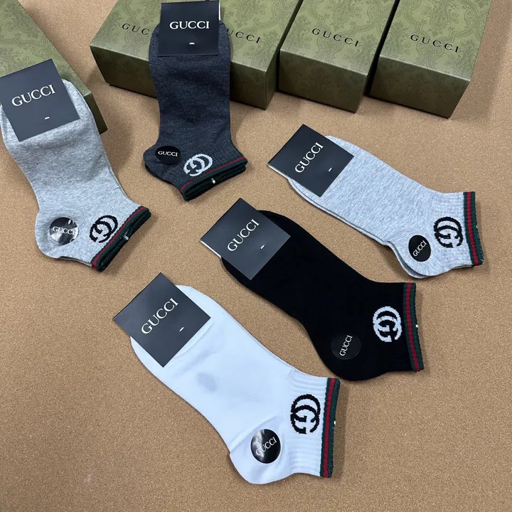 スーパーコピー グッチ 靴下