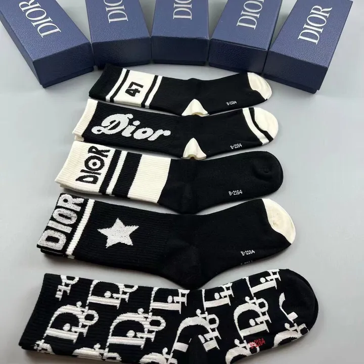 スーパーコピー ディオール 靴下