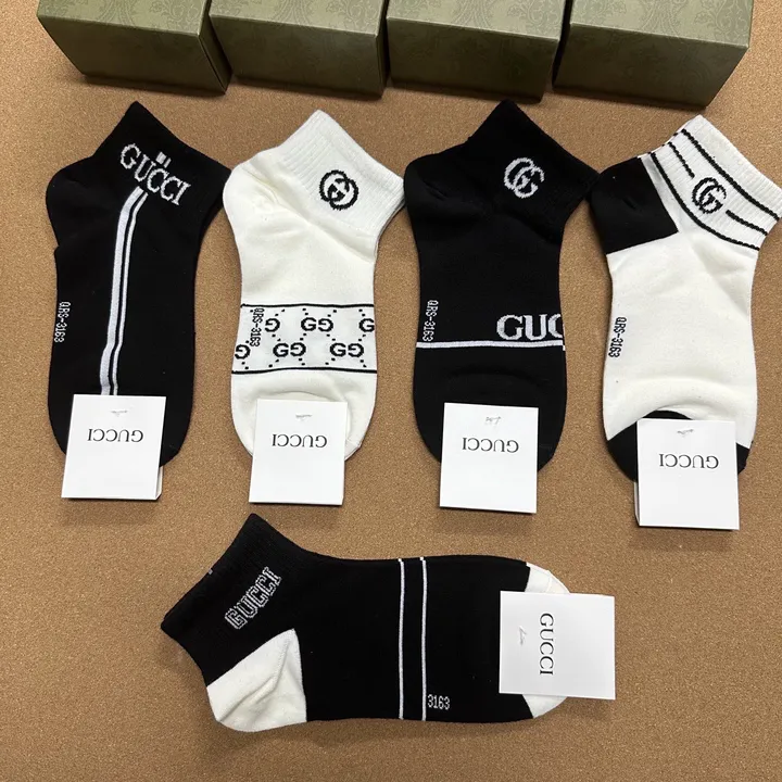 スーパーコピー グッチ 靴下