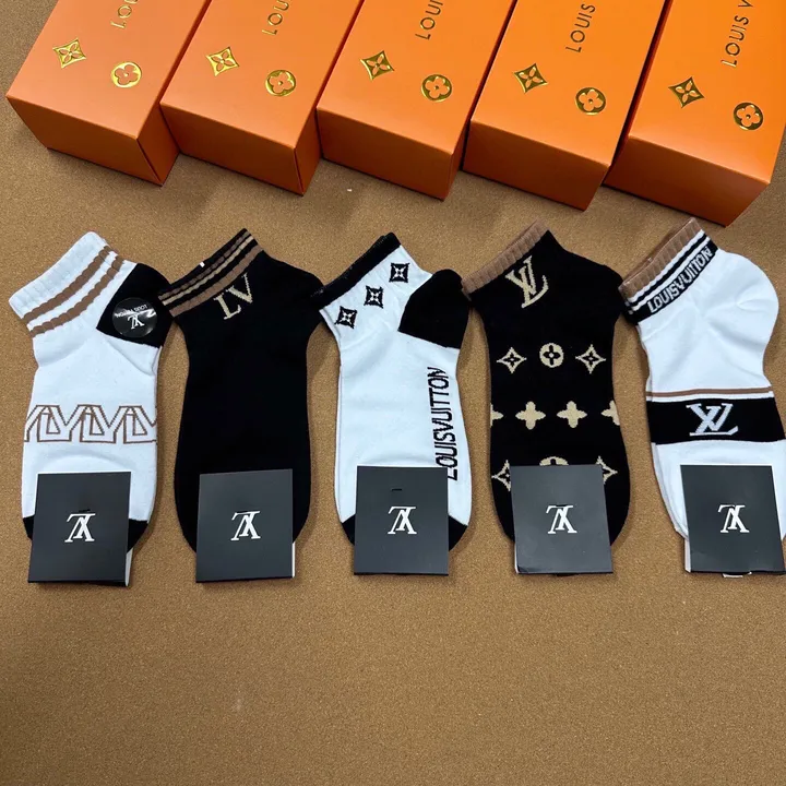 スーパーコピー ルイヴィトン 靴下