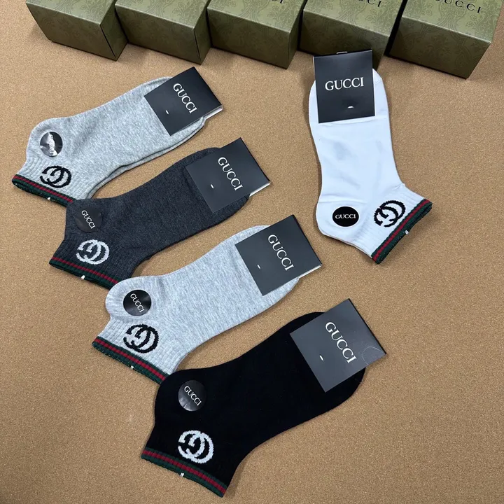 スーパーコピー グッチ 靴下