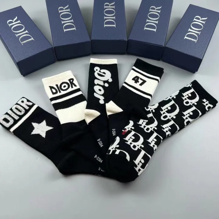 スーパーコピー ディオール 靴下