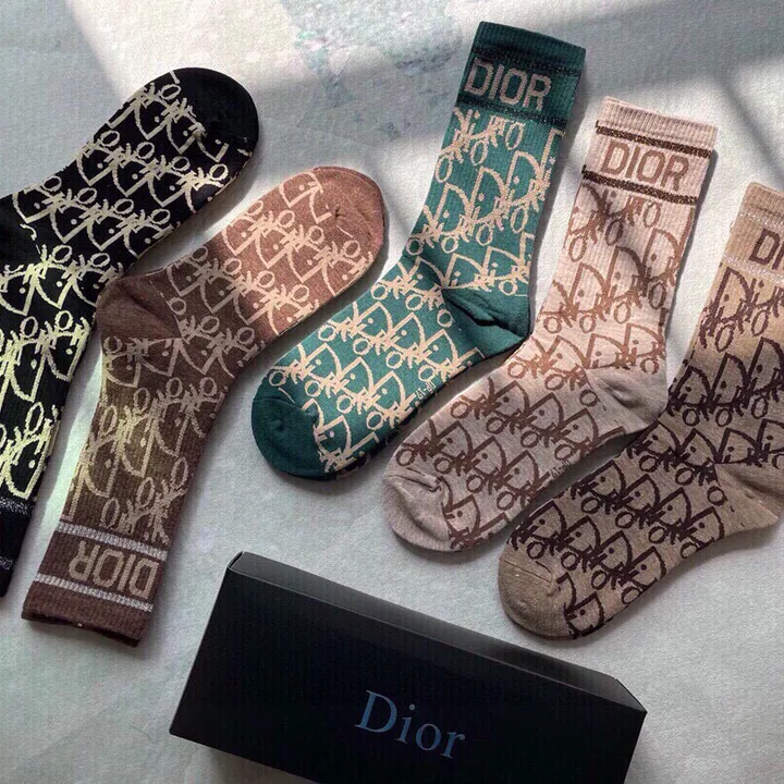 スーパーコピー ディオール 靴下