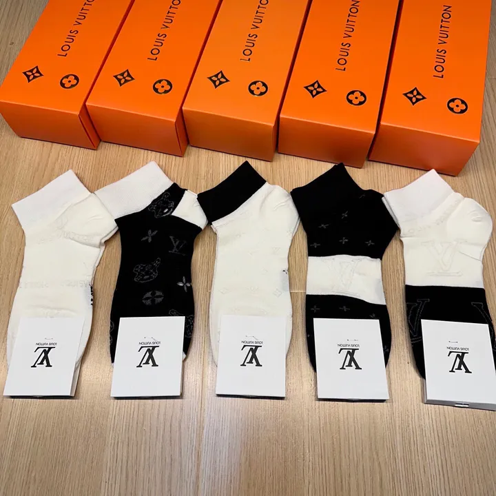 スーパーコピー ルイヴィトン 靴下