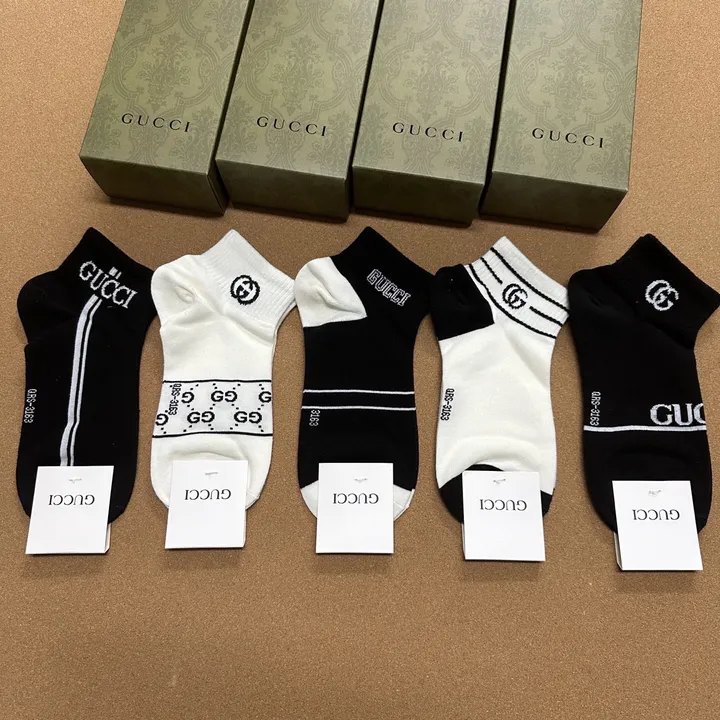 スーパーコピー グッチ 靴下