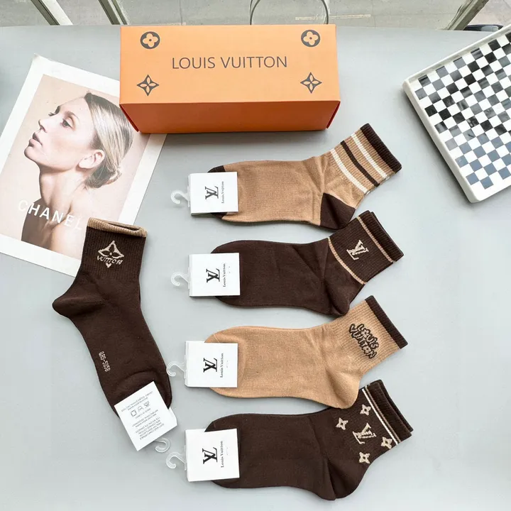 スーパーコピー ルイヴィトン 靴下