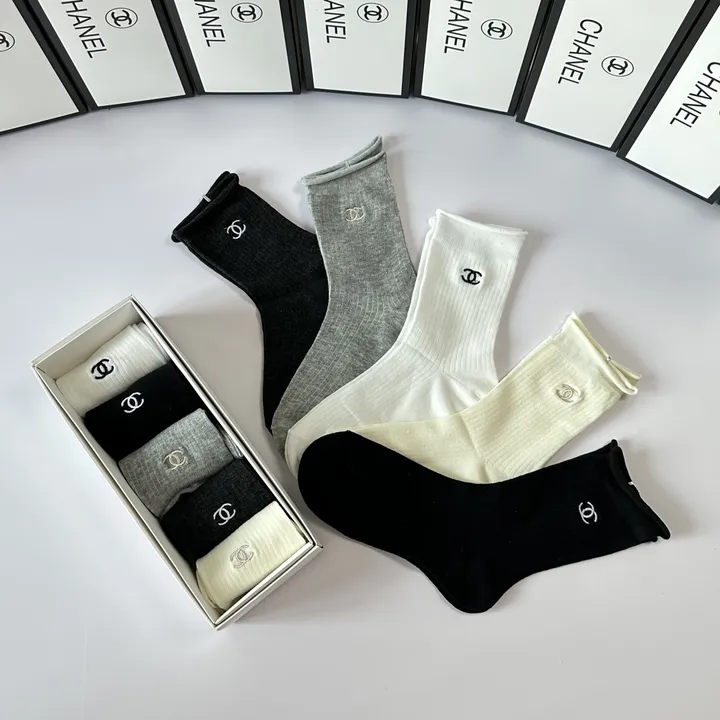 スーパーコピー シャネル 靴下