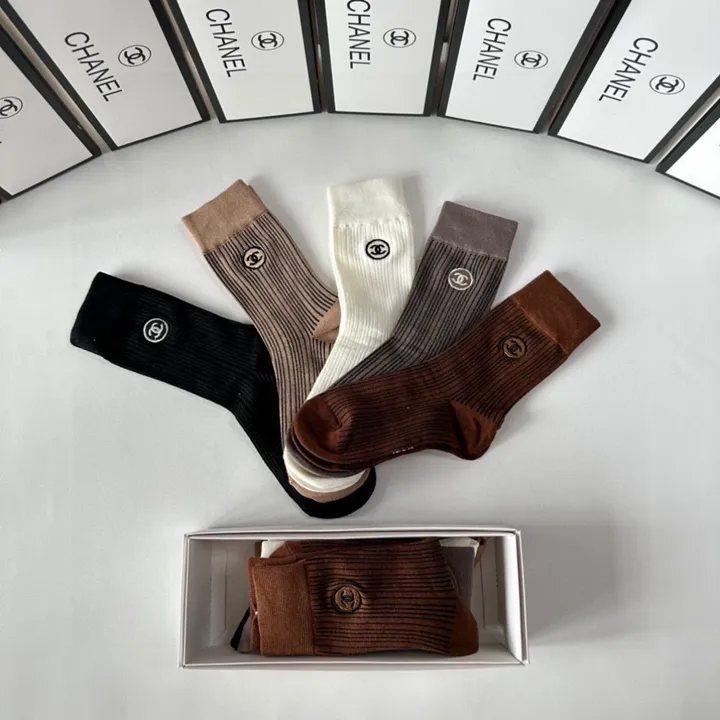 スーパーコピー シャネル 靴下