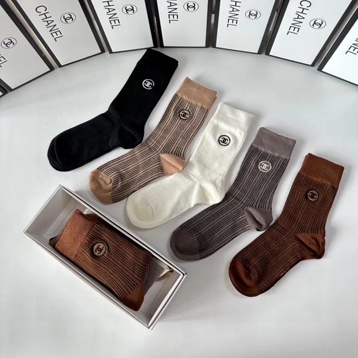 スーパーコピー シャネル 靴下
