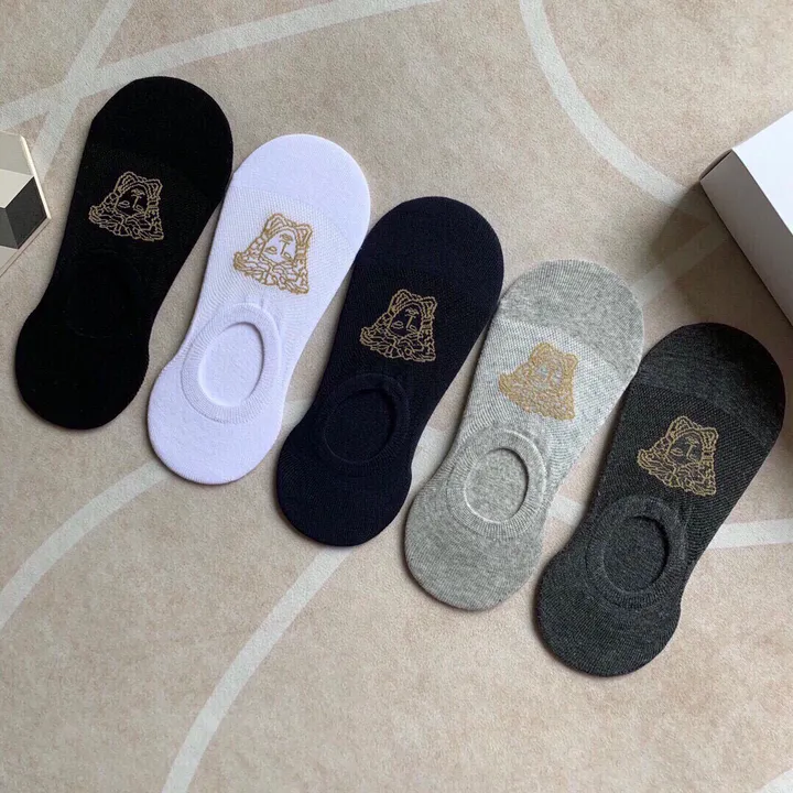 スーパーコピー ヴェルサーチ 靴下