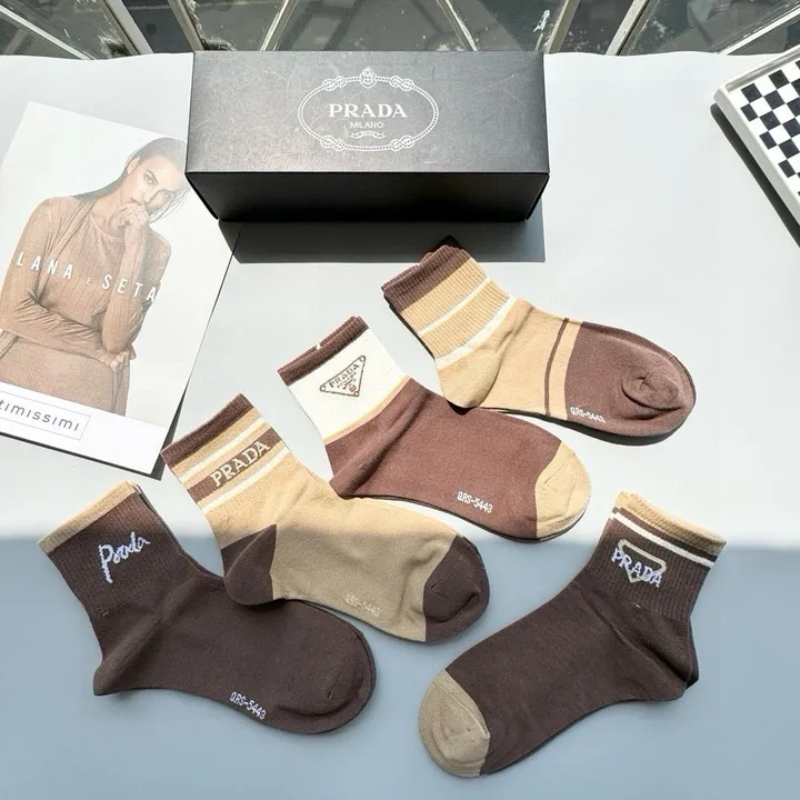 スーパーコピー バレンシアガ 靴下