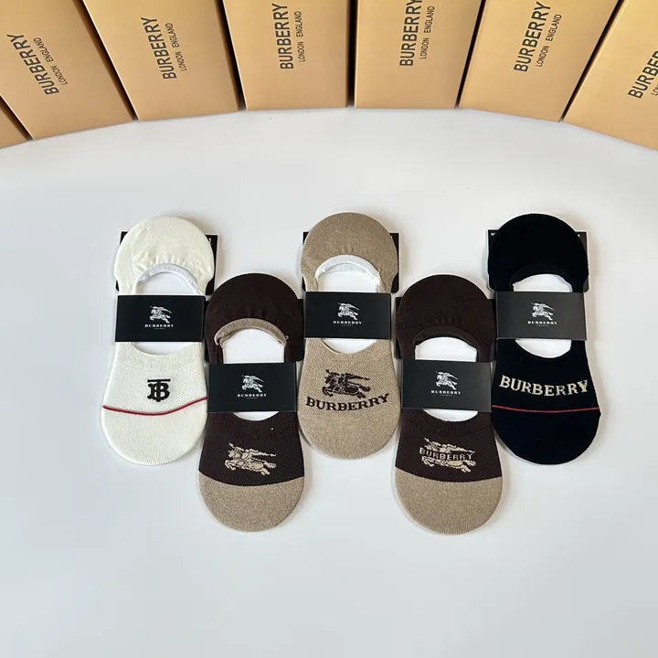 スーパーコピー プラダ 靴下