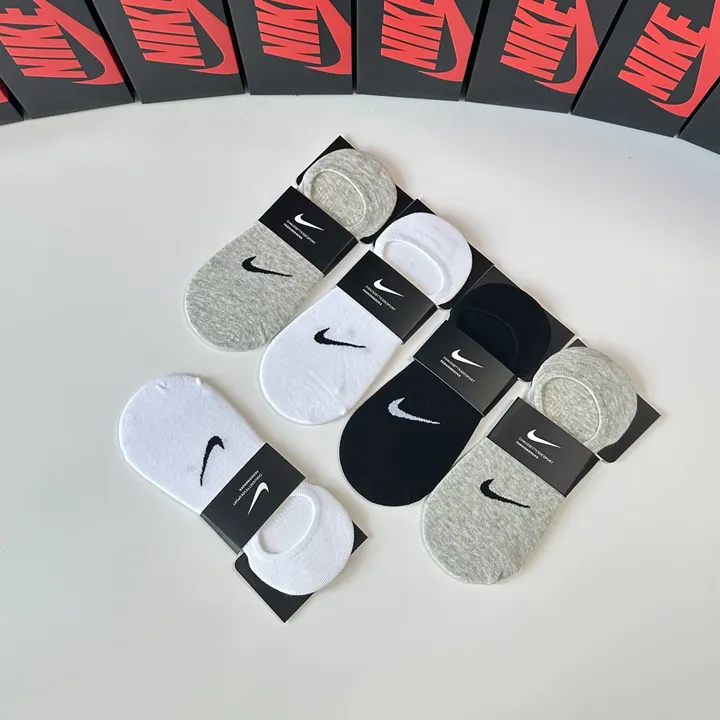 スーパーコピー ナイキ 靴下