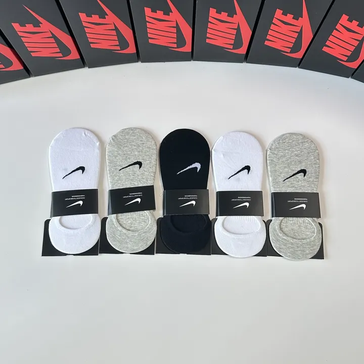 スーパーコピー ナイキ 靴下