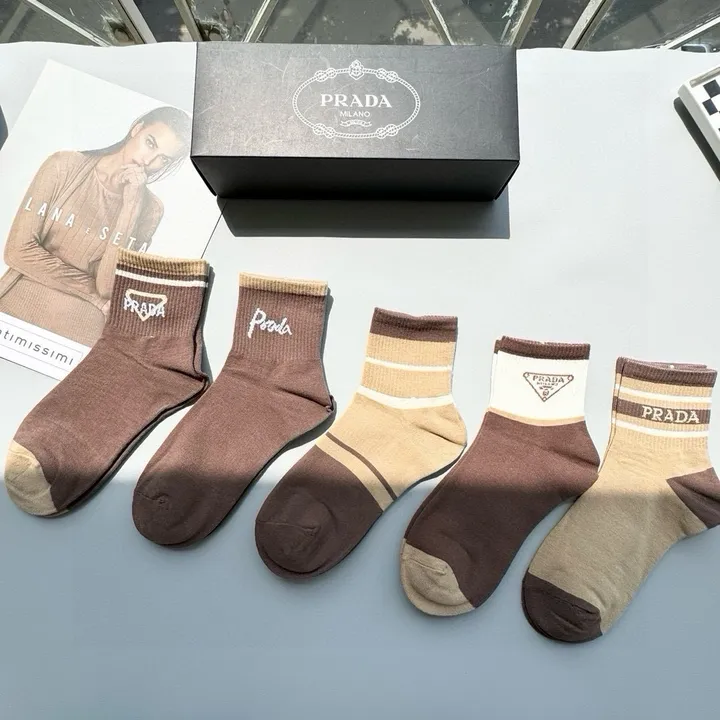 スーパーコピー バレンシアガ 靴下