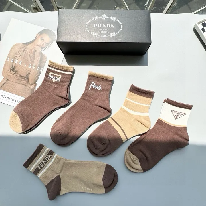 スーパーコピー バレンシアガ 靴下