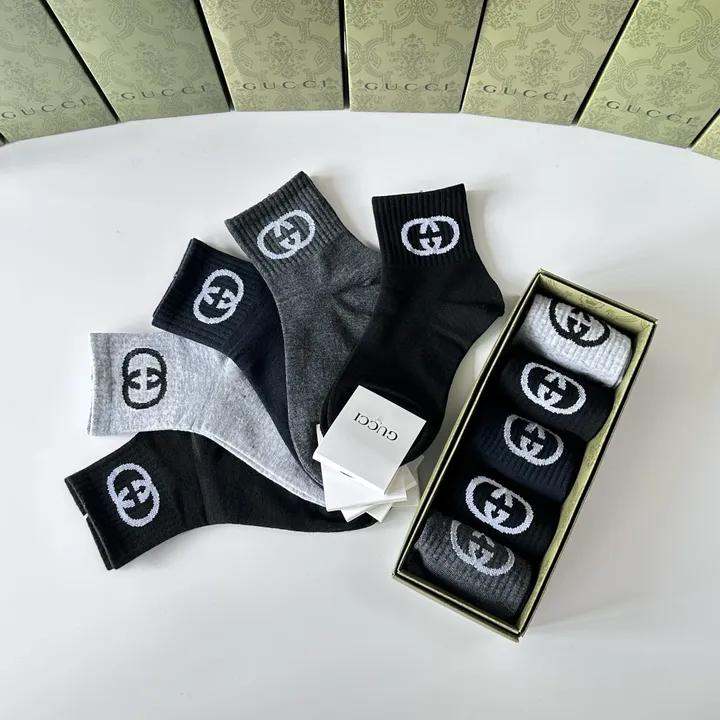スーパーコピー グッチ 靴下