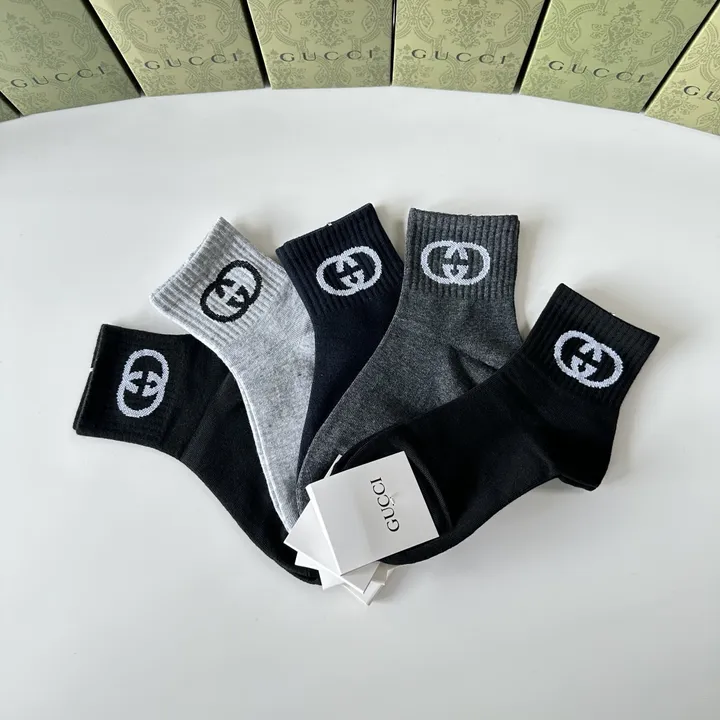 スーパーコピー グッチ 靴下