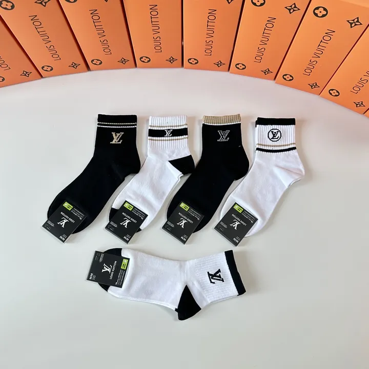 スーパーコピー ルイヴィトン 靴下