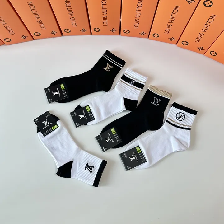 スーパーコピー ルイヴィトン 靴下
