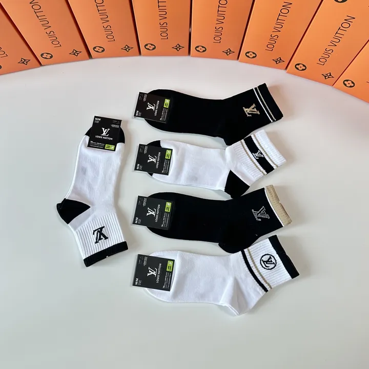 スーパーコピー ルイヴィトン 靴下