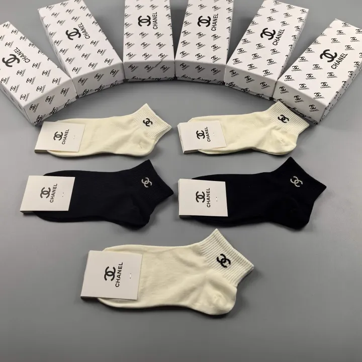 スーパーコピー シャネル 靴下