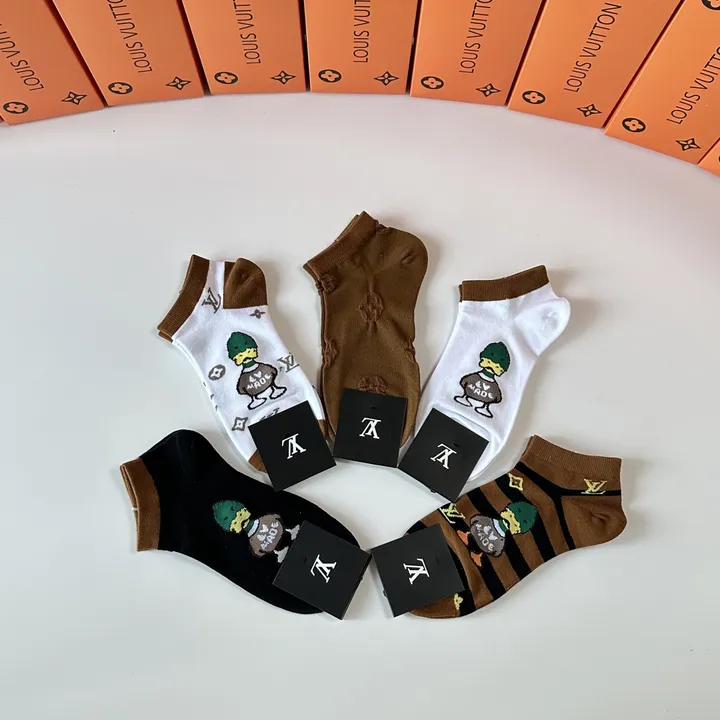 スーパーコピー ルイヴィトン 靴下